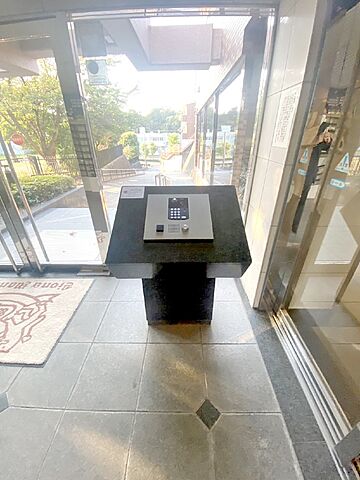 エントランス ライオンズガーデン町田の丘 6階/-