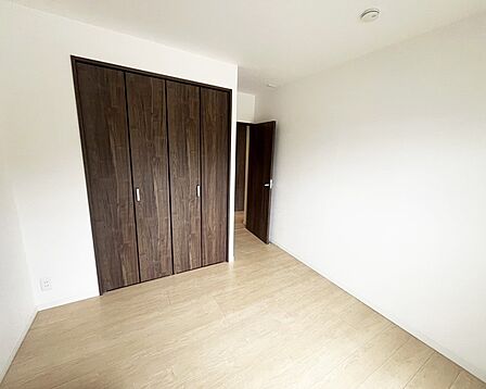 ■窓の配置や通気性の良い設計で部屋の空気がこもらず、常に新鮮な空気が流れます