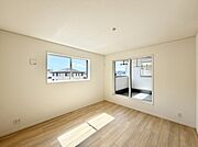 6号棟  ■落ち着いた色合いのお部屋で穏やかな時間を楽しめます