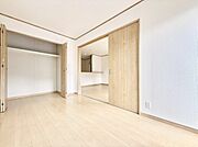 ■落ち着いた色合いのお部屋で穏やかな時間を楽しめます