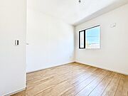 ■落ち着いた色合いのお部屋で穏やかな時間を楽しめます