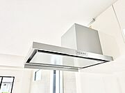 ■調理時の蒸気や匂いが換気扇に誘導され、効率的に排煙ができます。