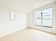 ■窓の配置や通気性の良い設計で部屋の空気がこもらず、常に新鮮な空気が流れます