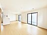 室内：D号棟  ■ふとした瞬間に幸せを感じる、心地よい場所