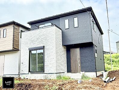 外観:2号棟 ■暮らしを彩る充実した設備仕様が備わった住まい 外観:2号棟 ■暮らしを彩る充実した設備仕様が備わった住まい