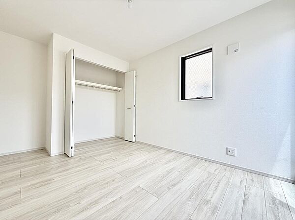寝室を拡大表示