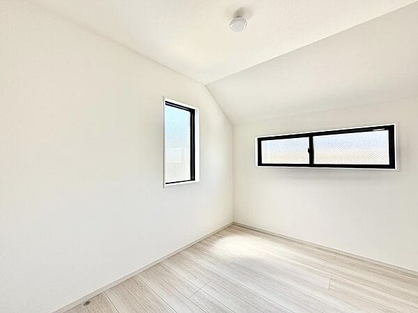 寝室を拡大表示