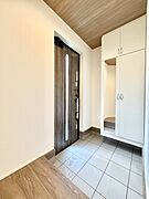 1号棟  ■ シンプルで美しく、快適な暮らしの入り口