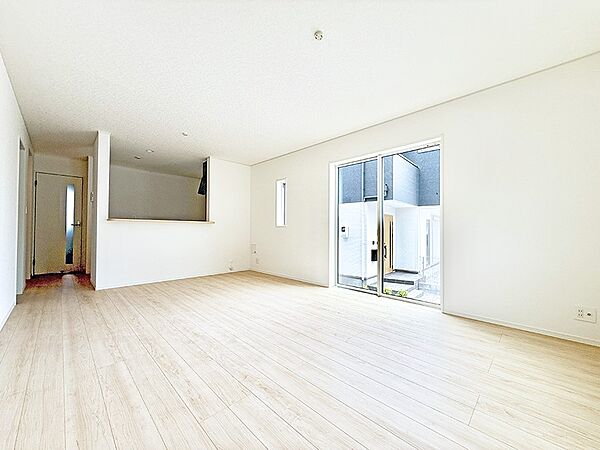 リビング/ダイニングを拡大表示
