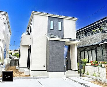 外観：A号棟  ■暮らしを彩る充実した設備仕様が備わった住まい