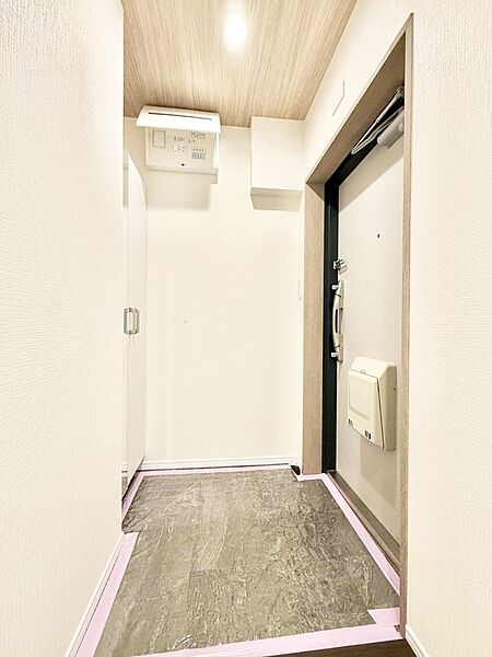 玄関を拡大表示