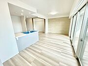 ■くつろぎと笑顔が集まる、心温まるリビング