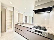 2号棟  ■シンプルで美しく心地よい時間を生むキッチン空間