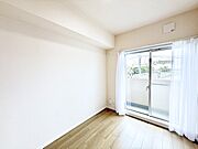 ■落ち着いた雰囲気のお部屋で心が安らぐ空間