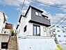 外観：2号棟  ■暮らしを彩る充実した設備仕様が備わった住まい