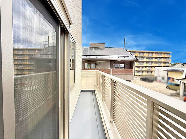 バルコニーを拡大表示