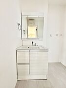 2号棟  ■朝の準備がスムーズにできる広さです