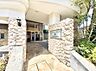エントランス：■住まう方や来客を心地よく迎える、整った共用スペースが魅力です