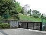 周辺：中学校 1700m 八王子市立松が谷中学校