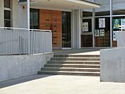 幼稚園・保育園 640m 伊勢原ひかり幼稚園
