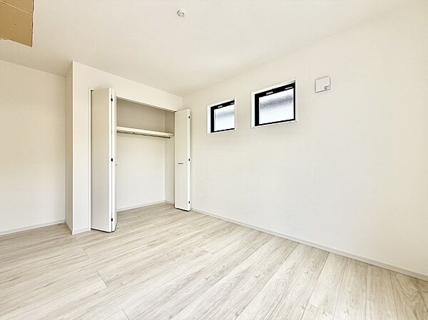 寝室を拡大表示