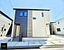 外観：4号棟  ■暮らしを彩る充実した設備仕様が備わった住まい