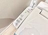 設備：■温水洗浄で快適、清潔感が保たれるシャワートイレ