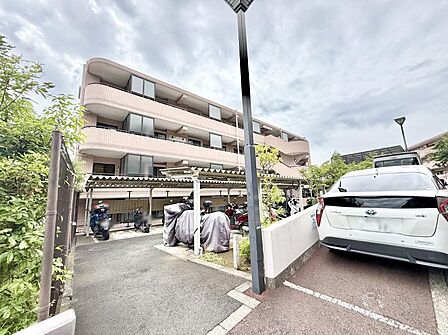 ■移動手段の選択肢が広がる、便利な駐輪場付きの住まいです