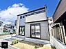 外観：2号棟  ■暮らしを彩る充実した設備仕様が備わった住まい