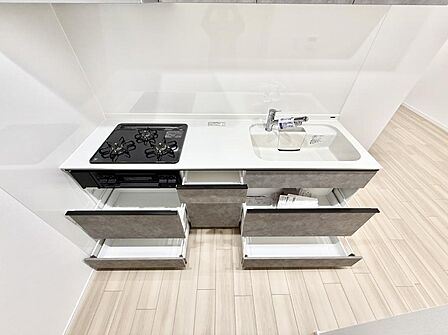 ■料理がもっと楽しくなる、快適なキッチン空間