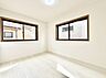 室内：■落ち着いた色合いのお部屋で穏やかな時間を楽しめます