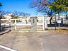 周辺：小学校 150m 町田市立町田第六小学校