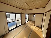2階和室です。二間続きで広々使うこともできます。