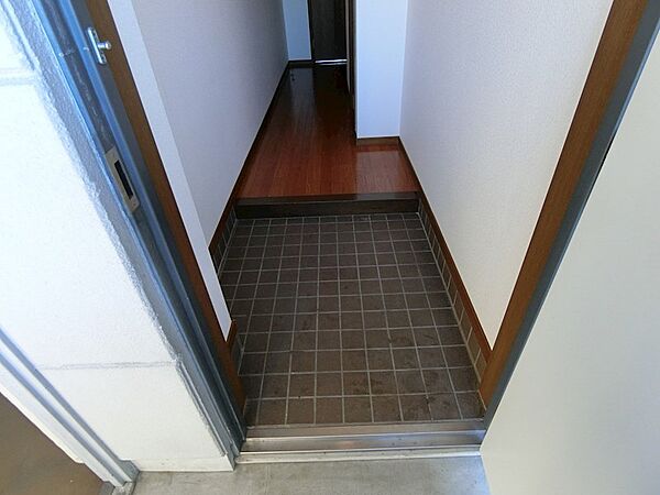画像8:下駄箱設置スペースも確保できた玄関です。