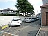 駐車場：敷地内駐車場（屋外平面式）現在の空き状況についてはお気軽にお問合せ下さいませ。