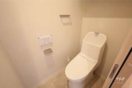 トイレです。2026年3月にリフォーム済み！ウォシュレット付き。［2026年4月2日撮影］