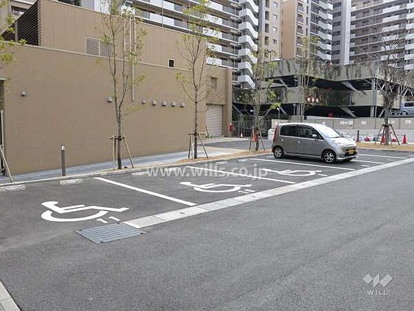 駐車場を拡大表示