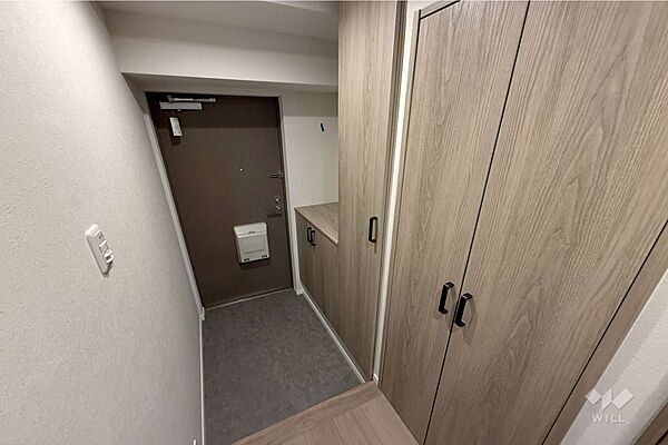 玄関を拡大表示