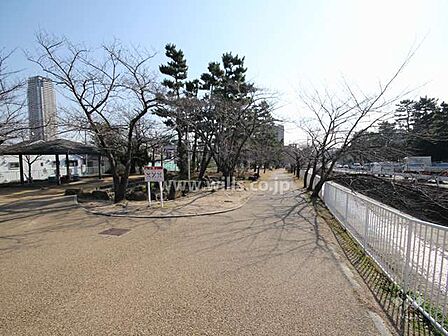 石屋川公園の外観