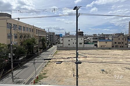 バルコニーからの眺め（南方向）です。［2026年8月11日撮影］
