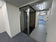エレベーターホール（シャッターあり）