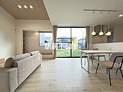 リビング家具一式付き
