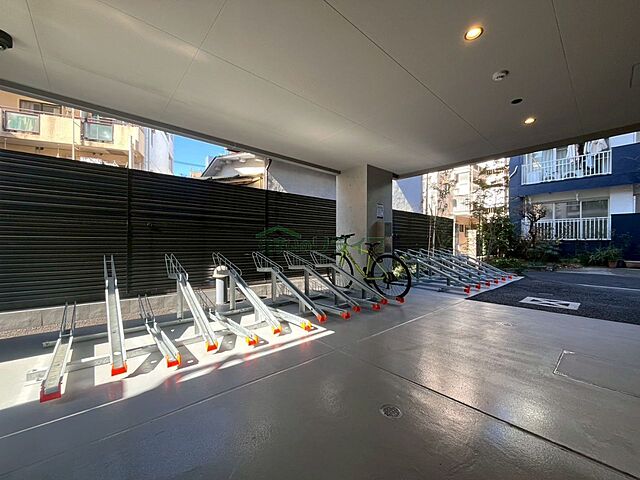 6 / 7