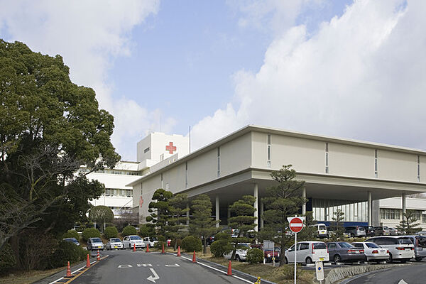 画像8:病院「高槻赤十字病院まで1400ｍ」