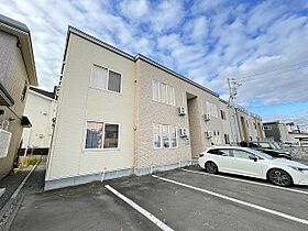 ラティフ 105 ｜ 北海道旭川市神楽四条11丁目（賃貸アパート1LDK・1階・42.12㎡） その1