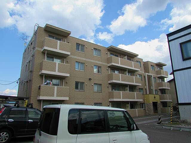 4 / 6