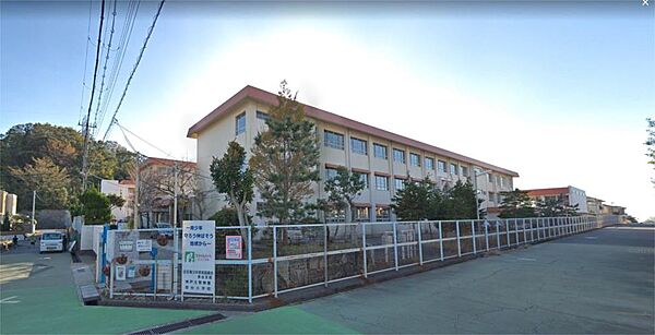 画像18:神戸市立泉台小学校（1031m）
