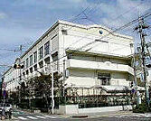 神戸市立板宿小学校（485m）