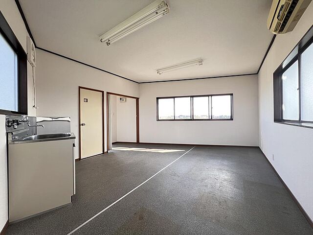 室内