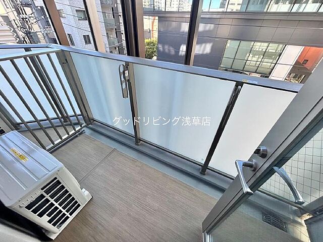 バルコニー